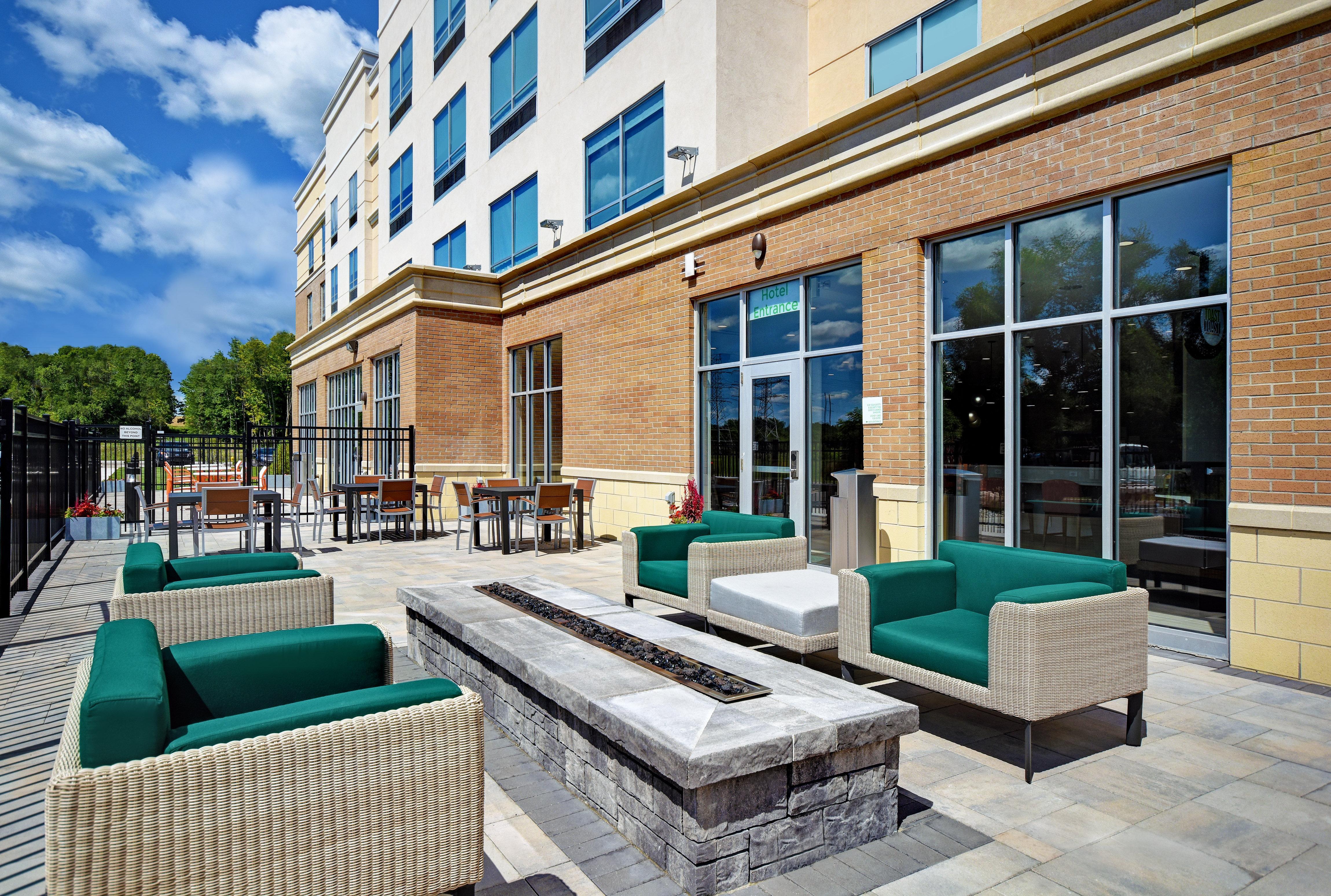 Holiday Inn Grand Rapids North - Walker By Ihg Zewnętrze zdjęcie
